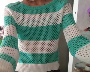 KNITTED SHEER TOP...🤍💙