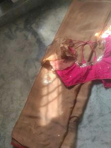 Elegant Saree with Blouse Piece