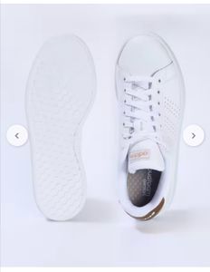 Adidas Advantage Sneakers