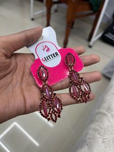 SET OF EARRINGS RED AND GREEN
