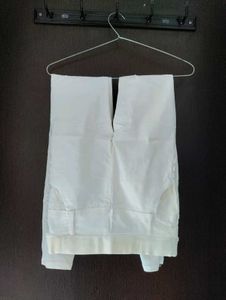 White Stretchable Leggings