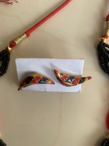North East Neckpiece