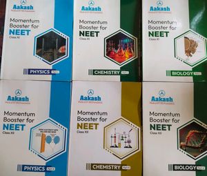 Aakash NEET Momentum Booster Set