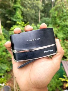 Fujifilm FinePix Z70 Digital Camera