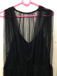 Soft Netted Black Dress Size M