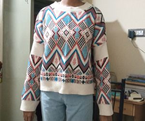 Urbanic Simplicity Pullover Sweater