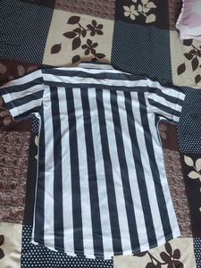 Casual White And Black Half Shirt For Men