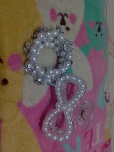A Cute Wrap With Catch Clip