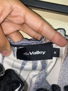 Valley Girl Cropped Off Should Top