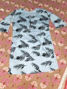 Leaf Print Short Kurti