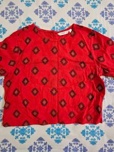 Red Diamond Pattern Crop Top