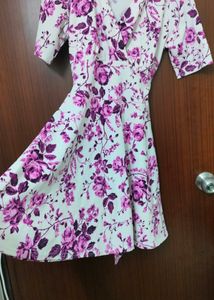❤️ 4 Beautiful Dresses 😎 S-M size
