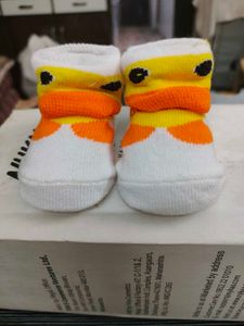 Mee Me Knitted Socks/Booties (New Born)