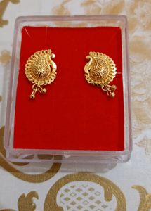 Golden Colour Earings