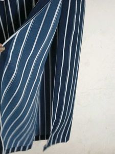 Striped Women&#39;s kurti