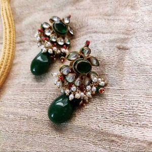 Lovely Jadau Kundan Set