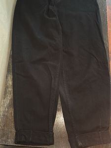 Black High-Waisted mom Jeans