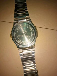 Stylish Silver Wrist Watch