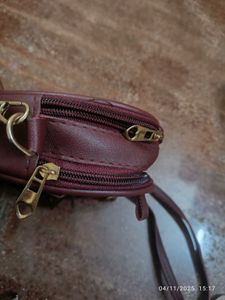 new small Gucci Crossbody Bag(3 compartment )