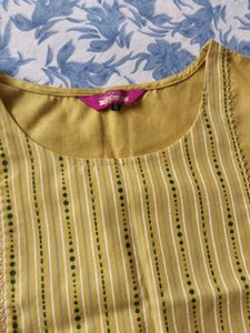 Elegant Mustard Kurta Set