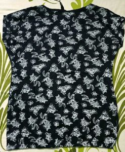 Max Women Wear T-shirt