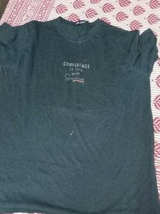 Stylish Graphic Print Tee