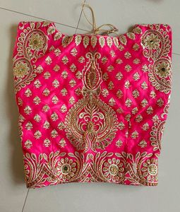 ❗Price Reduced ❗Embroidered Heavy Lehenga Choli