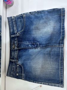 denim shorts from thailand size -L