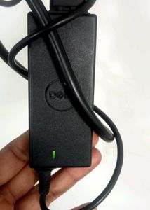 DELL 45 WATT LAPTOP CHARGER NEW AND ORIGINAL
