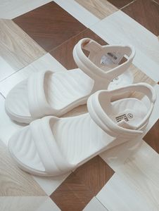 Zudio Biege Platform Sandles
