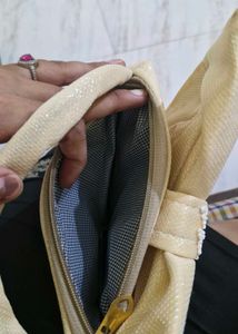 Bow Elegant Clutch