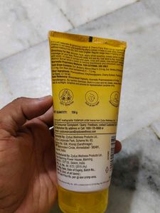 Everyuth Lemon &amp; Cherry Face Wash