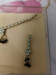 Elegant Necklace and Earring Set