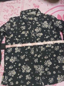 Branded Women Shirt No Used