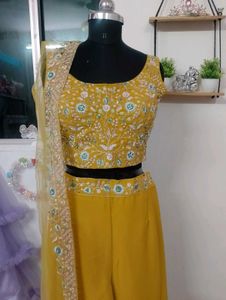 🆕 💛Embroidered Lehenga Pant Set