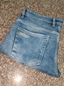 Light Wash Denim Jeans