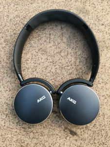 AKG Y500 Wireless Premium Headphone 🎧