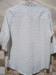 A White Shirt Top With Black Dots