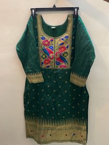 Green Kurti