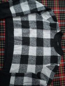 Checkered Knit Sweater