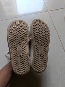 Toddler Girl's Shoes with Flowers