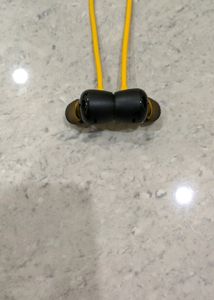 {Like New} Realme Buds Wireless [Pro]