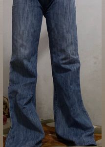 Flared Jeans