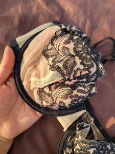 H&amp;M Floral Designer Mesh Bra 34C