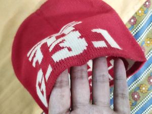 I Want To Sell This Hat