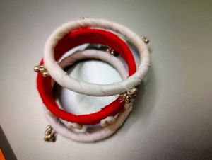 Red &amp; White Bangle Set