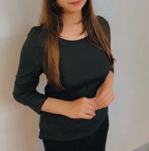 Max Black Top