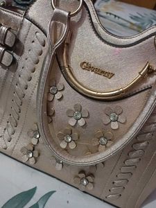 Gold &#34;Givemy&#34; Flower Handbag