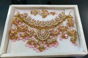 JEWELLERY brand new JODHA MUGHLAI SET