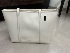 The Astrid Tote Mokobara in Oatmeal Brand new